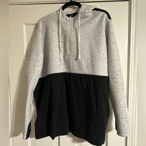 Waffle sweatshirt with hidden zipper